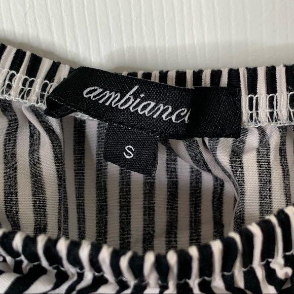 Ambiance Shoulder Stripe Floral Top - Picture 6 of 8